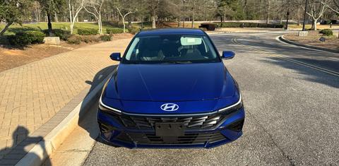 Hyundai Elantra 2025
