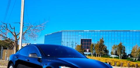 Tesla Model S 2016