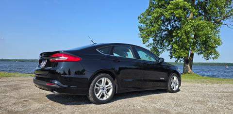 Ford Fusion Hybrid 2018