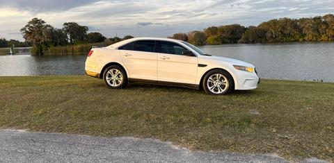 Ford Taurus 2013