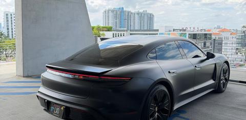 Porsche Taycan 2021