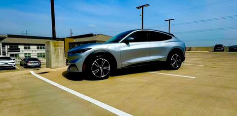 Ford Mustang Mach-E 2021
