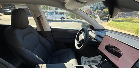 Tesla Model Y 2026