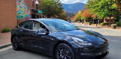 Tesla Model 3 2020