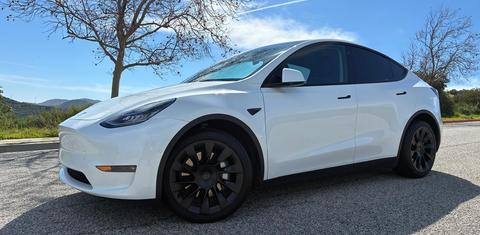 Tesla Model Y 2022