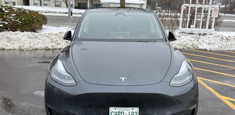 Tesla Model Y 2024
