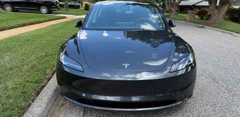 Tesla Model 3 2025