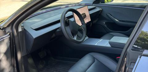 Tesla Model 3 2025