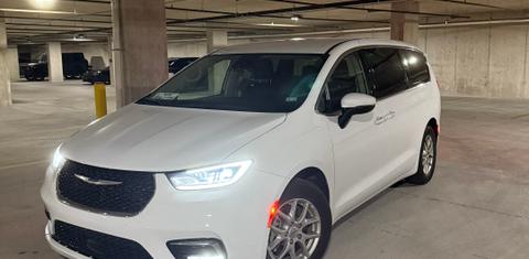 Chrysler Pacifica 2023