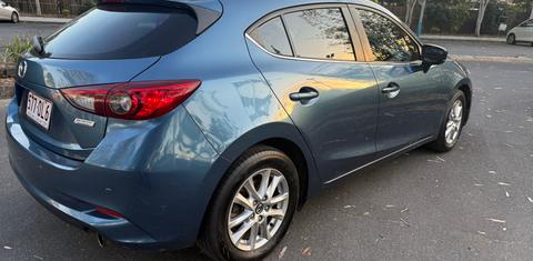 Mazda MAZDA3 2018