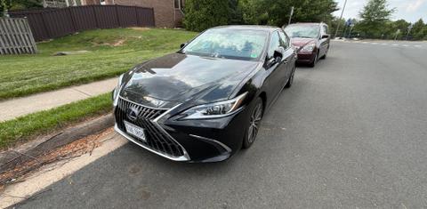 Lexus ES 2022
