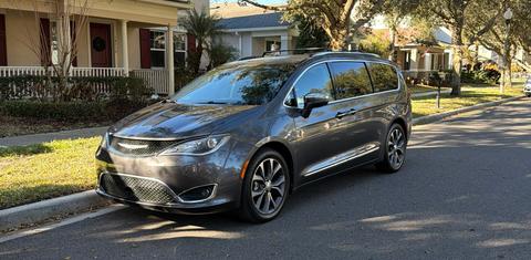 Chrysler Pacifica 2017