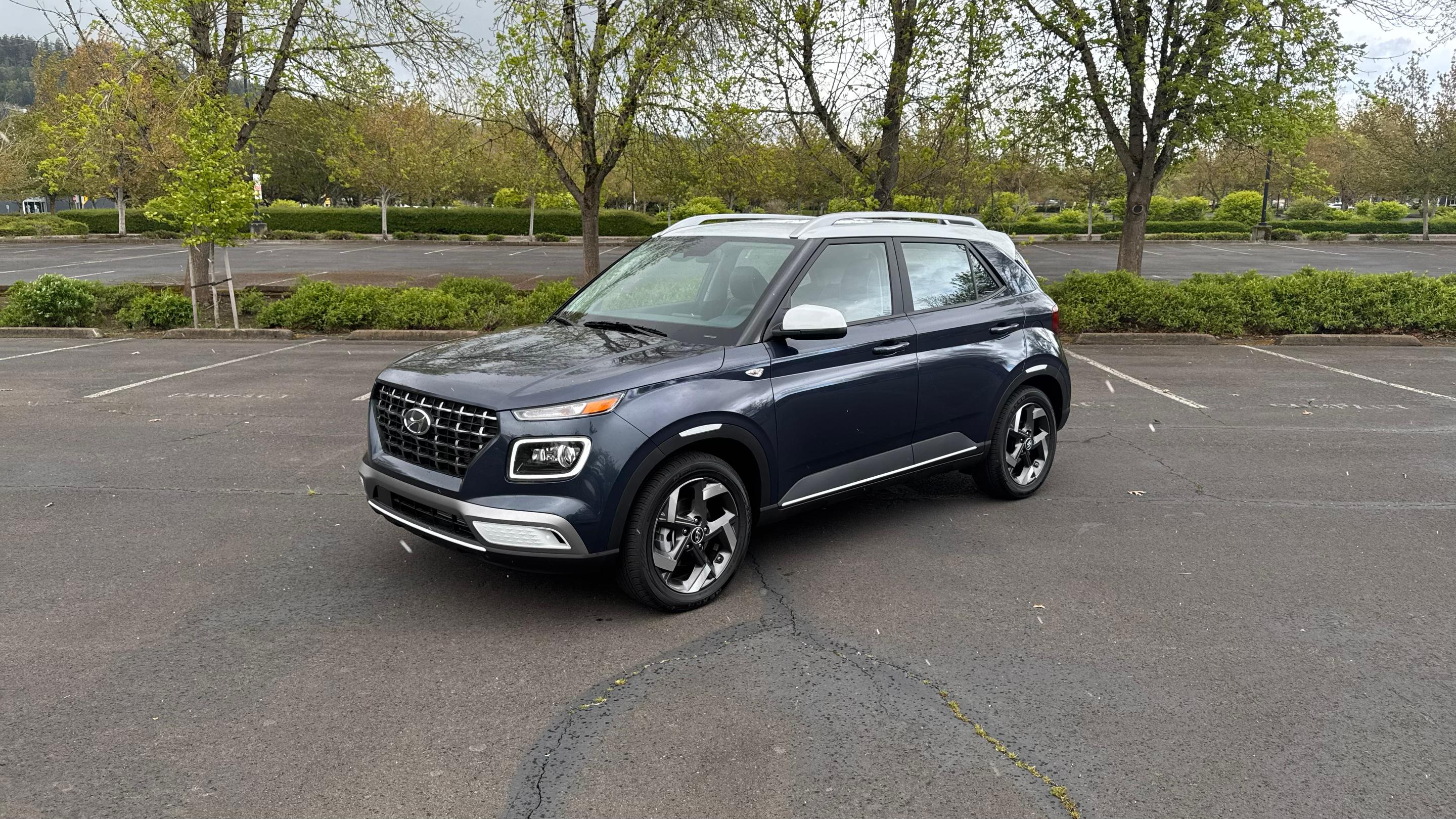 Hyundai Venue 2025 in Eugene, OR