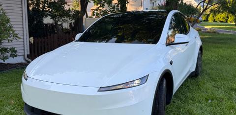 Tesla Model Y 2026