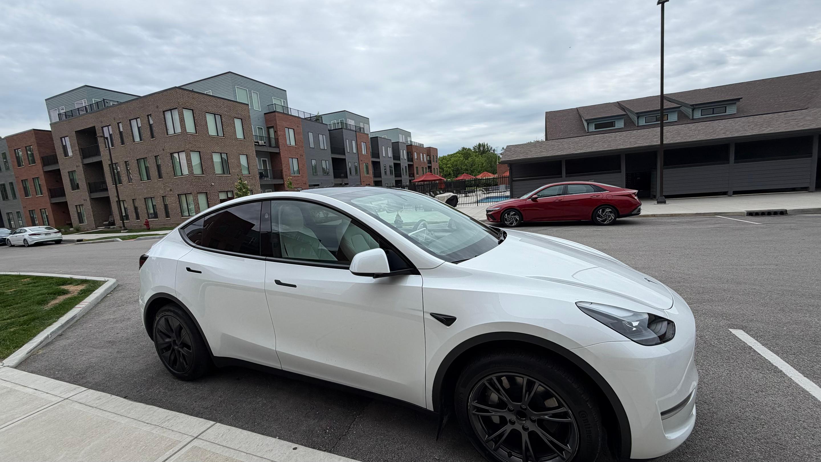 Tesla Model Y 2025 in Indianapolis, IN