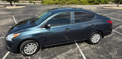 Nissan Versa 2015