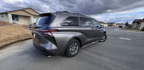 Toyota Sienna 2023