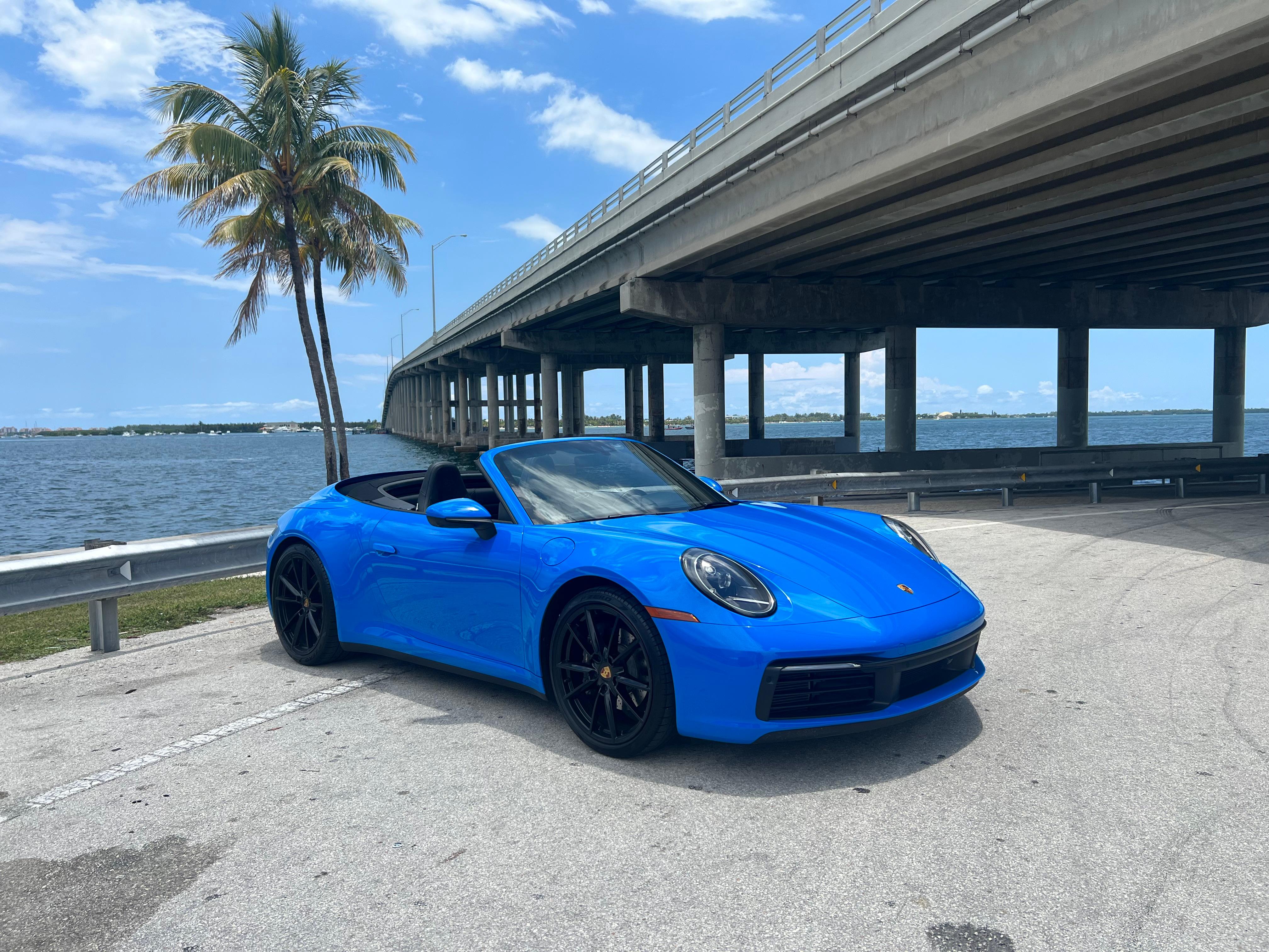 Porsche 911 2022 in Miami, FL
