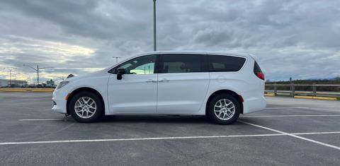 Chrysler Grand Caravan 2025