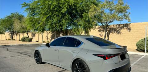 Lexus IS 2024