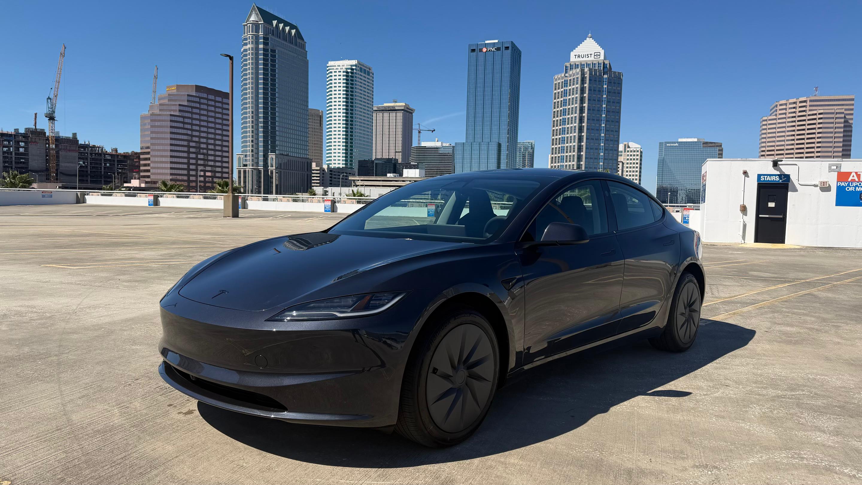 Tesla Model 3 2025 in Tampa, FL