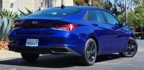Hyundai Elantra 2021