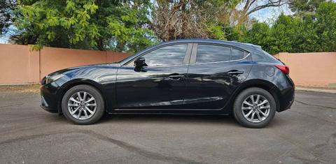 Mazda Mazda3 2015