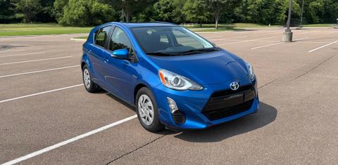 Toyota Prius c 2016
