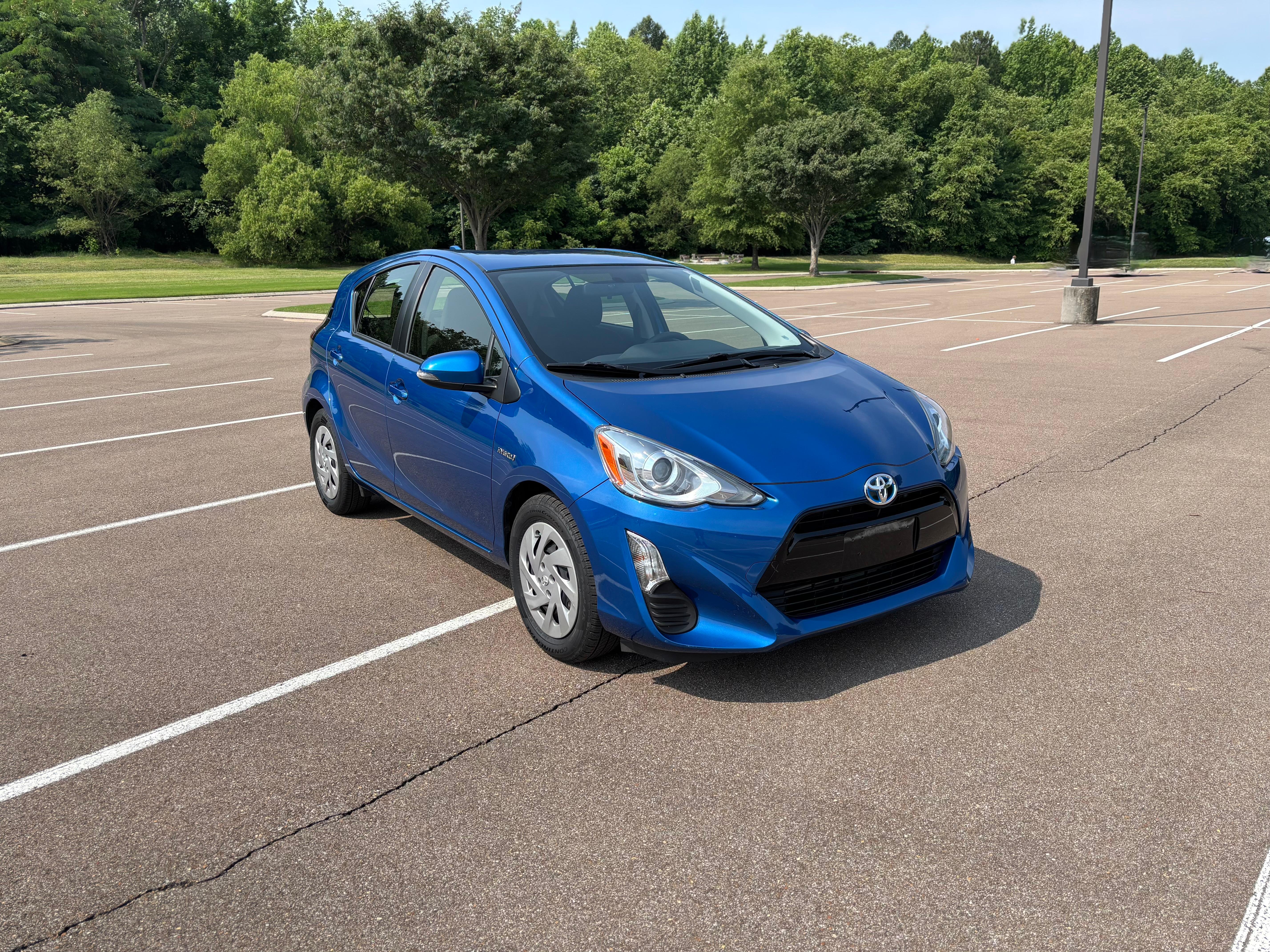 Toyota Prius c 2016 in Bartlett, TN