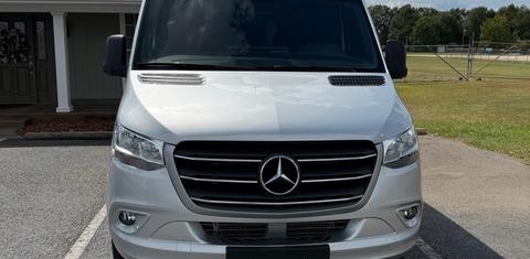 Mercedes-Benz Sprinter 2024