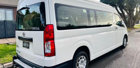 Toyota HIACE 2021