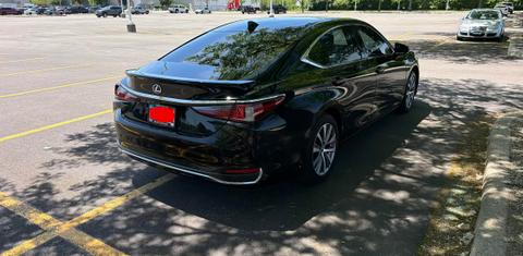 Lexus ES 2021