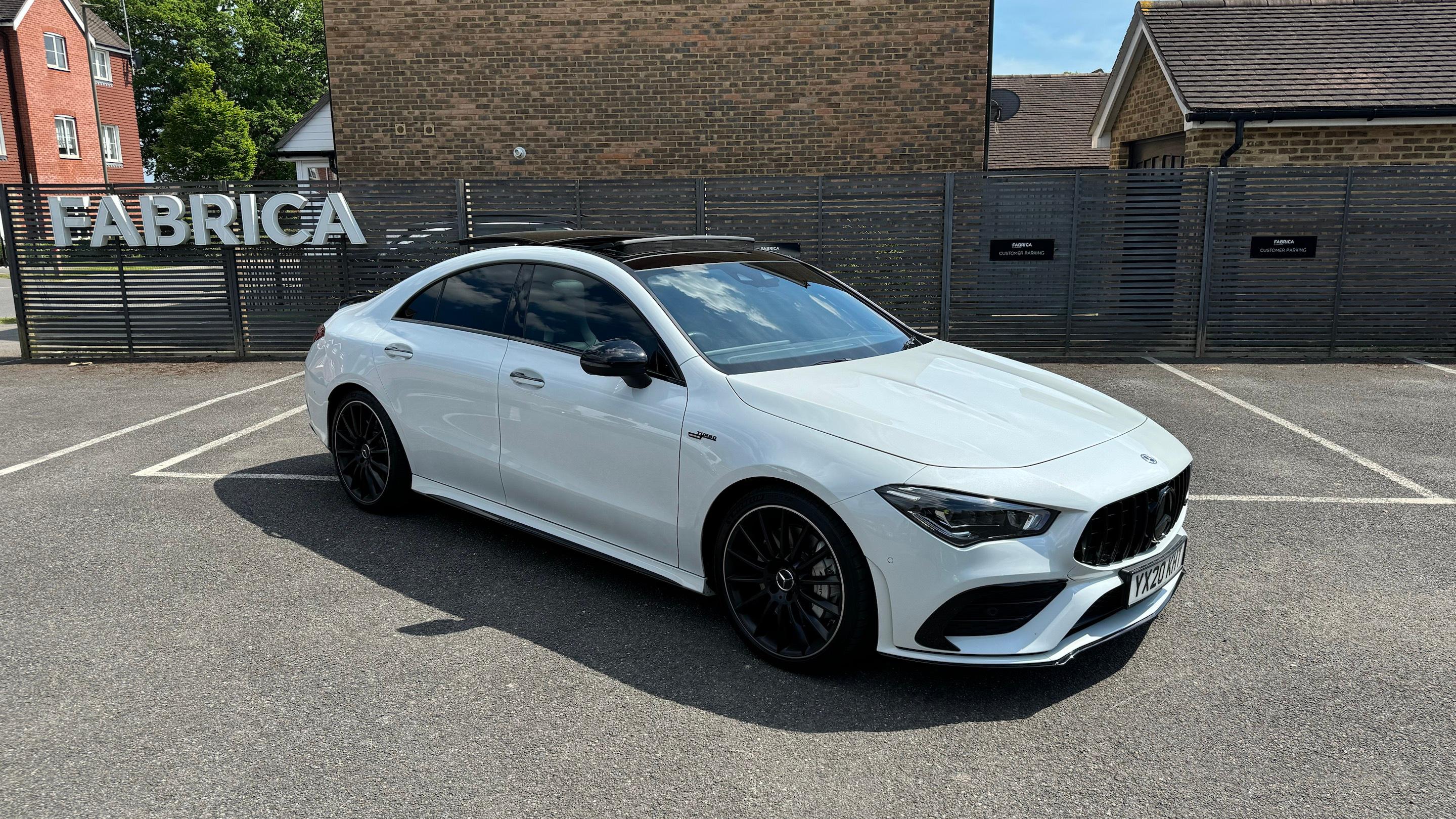Mercedes-Benz CLA-Class 2020 à Crawley