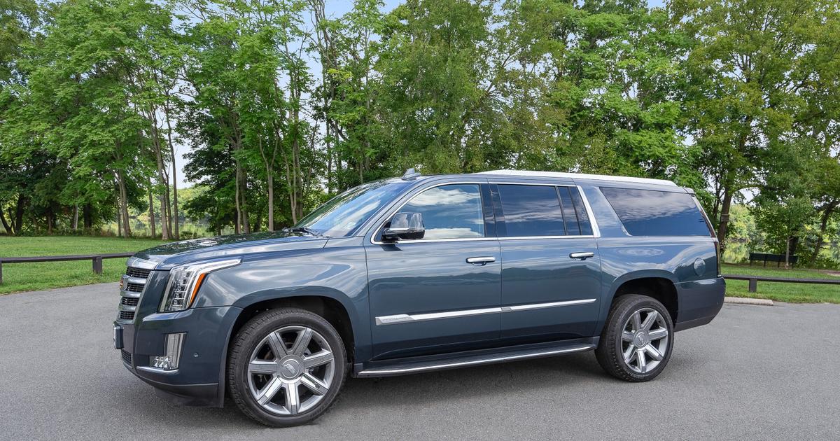 Cadillac Escalade ESV 2019 rental in Ashburn, VA by Helen J. Turo