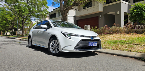 Toyota COROLLA 2026