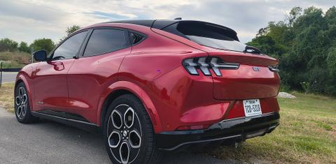 Ford Mustang Mach-E 2022