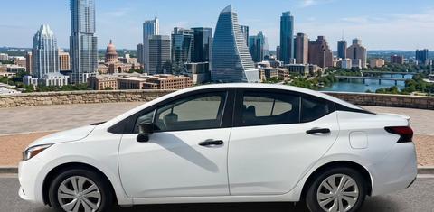 Nissan Versa 2021