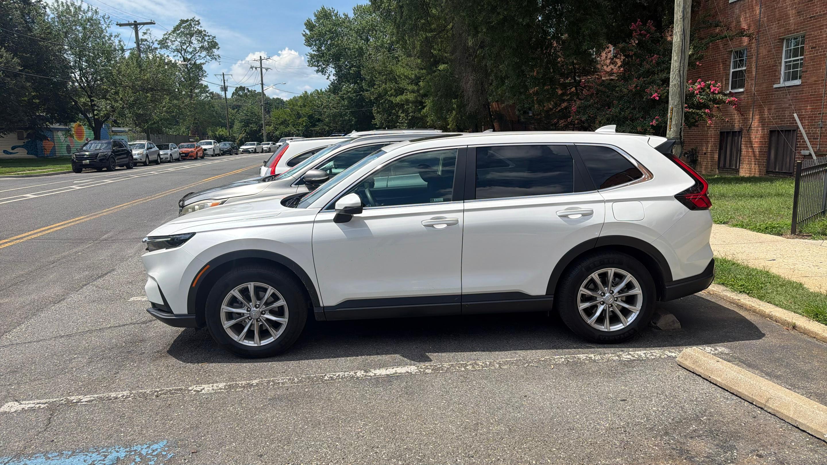 Honda CR-V 2024 in Mount Rainier, MD