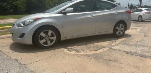 Hyundai Elantra 2013