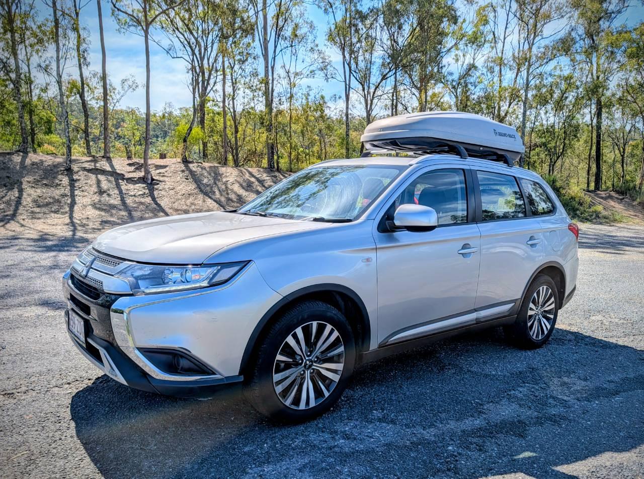 Mitsubishi OUTLANDER 2019 in Saint Lucia