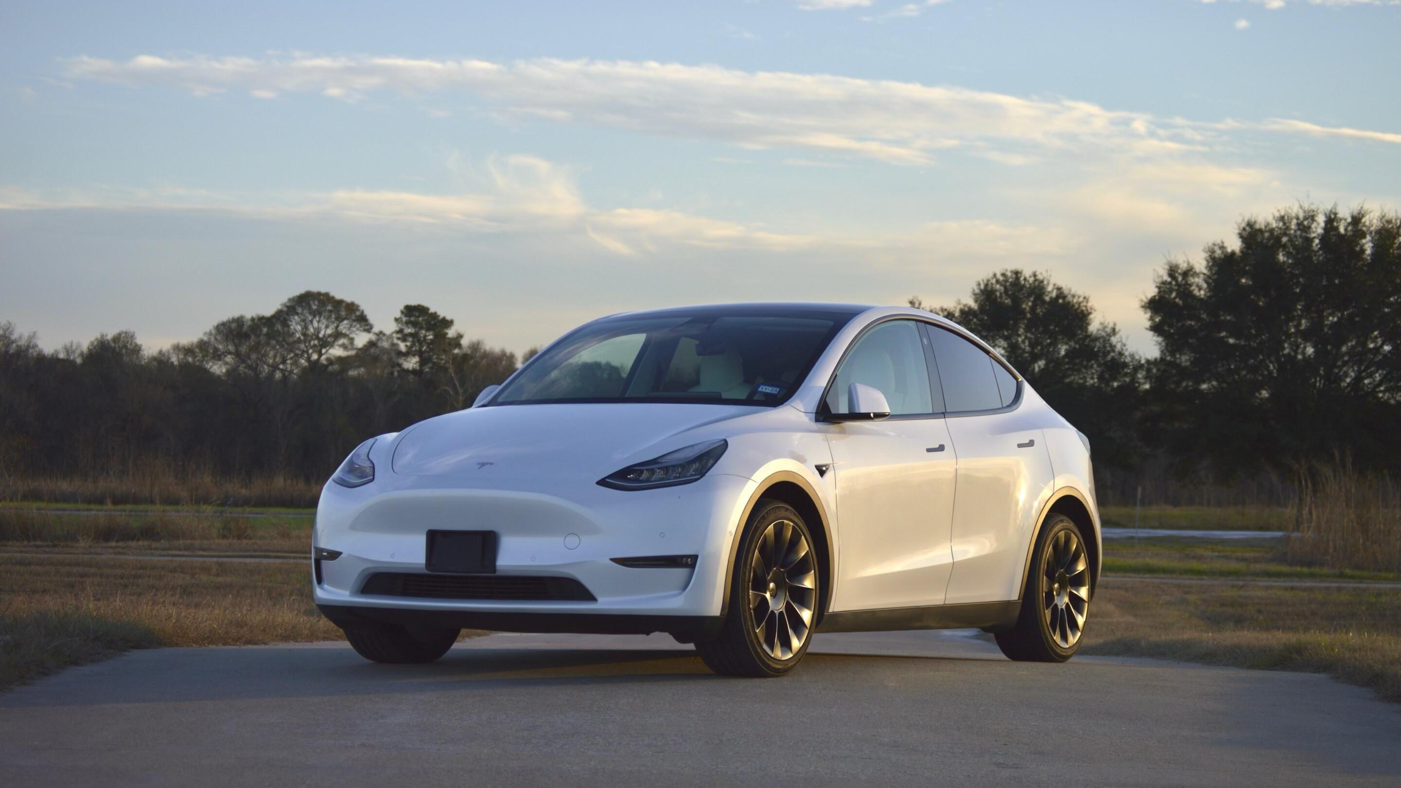Tesla Model Y 2021 in Humble, TX