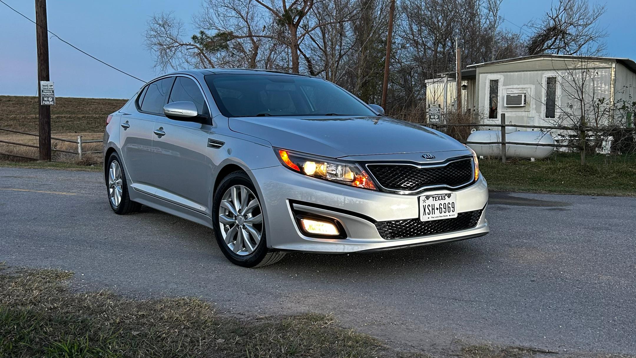 Kia Optima 2015 in Highlands, TX