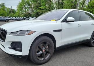 Jaguar F-Pace car