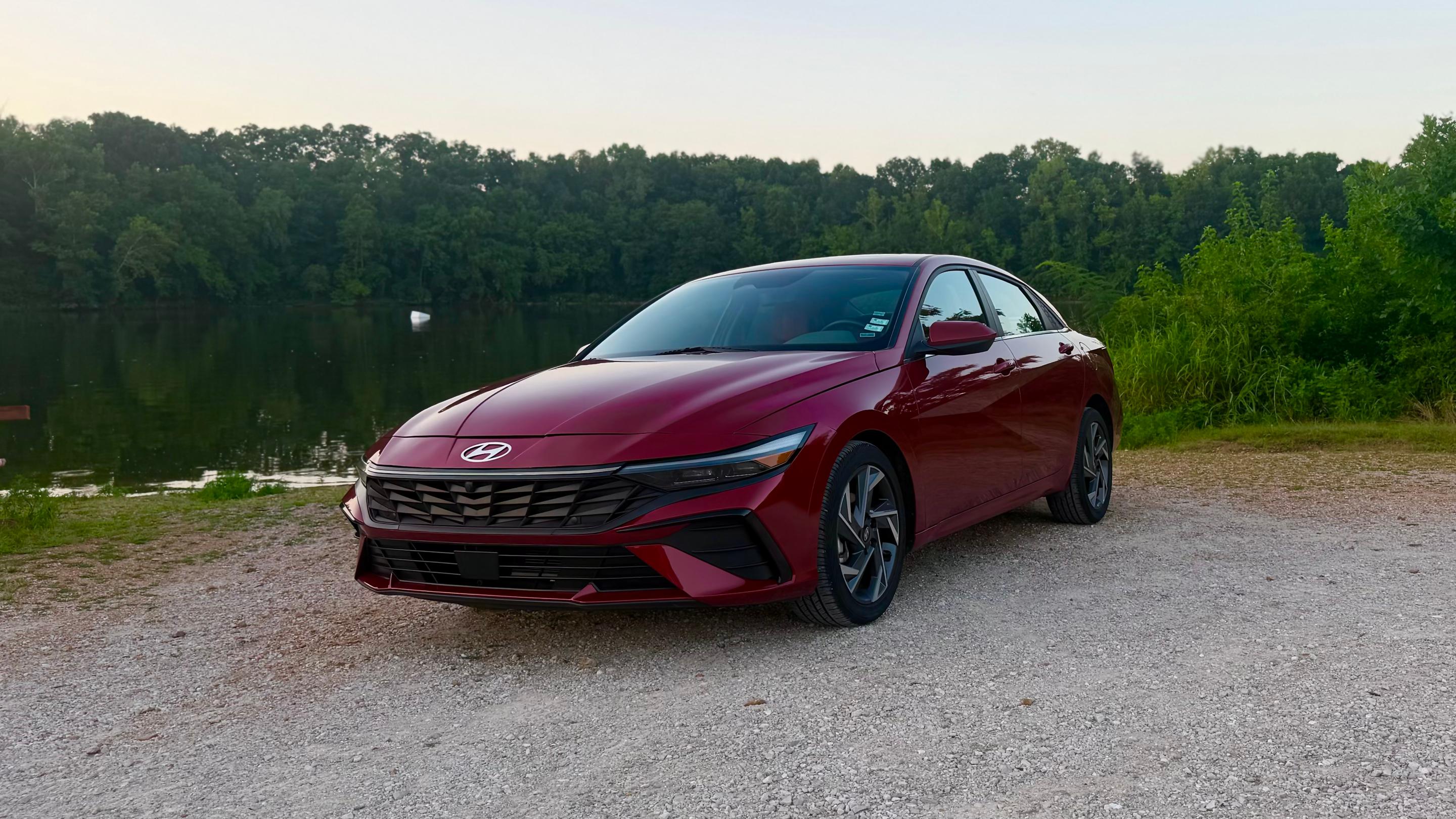 Hyundai Elantra 2025 in Ballwin, MO
