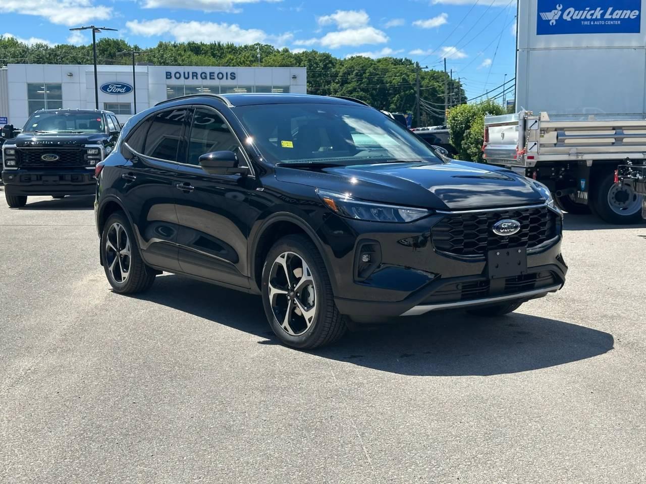 Ford Escape 2025 in Fresno, CA