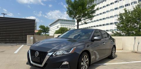 Nissan Altima 2019
