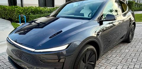 Tesla Model Y 2026