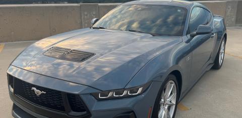 Ford Mustang 2024