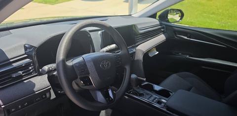 Toyota Camry Hybrid 2026