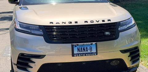 Land Rover Range Rover Velar 2026